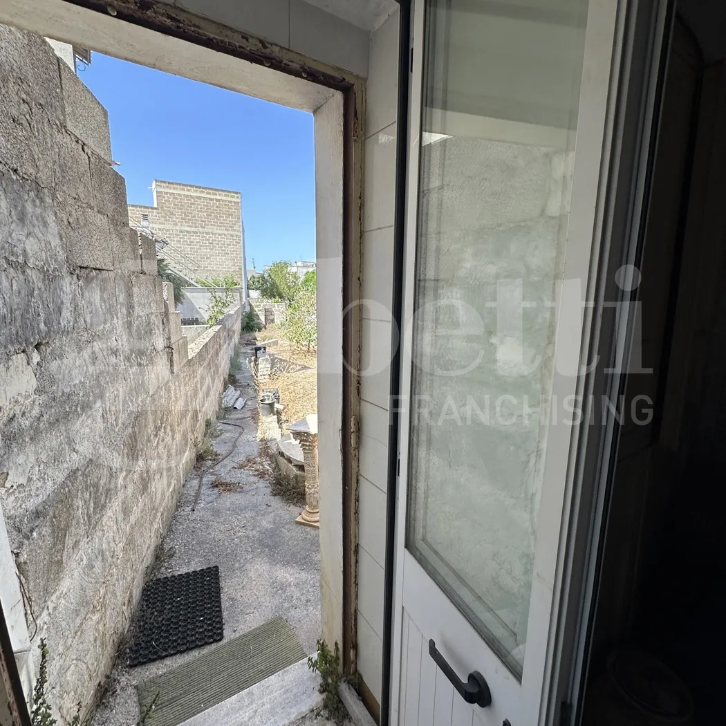 Casa indipendente in vendita a Alliste - foto 2