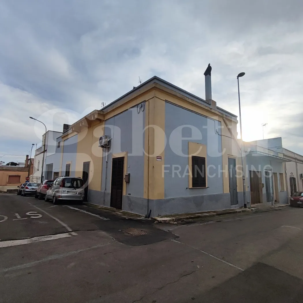 Casa indipendente in vendita a Ugento - foto 1