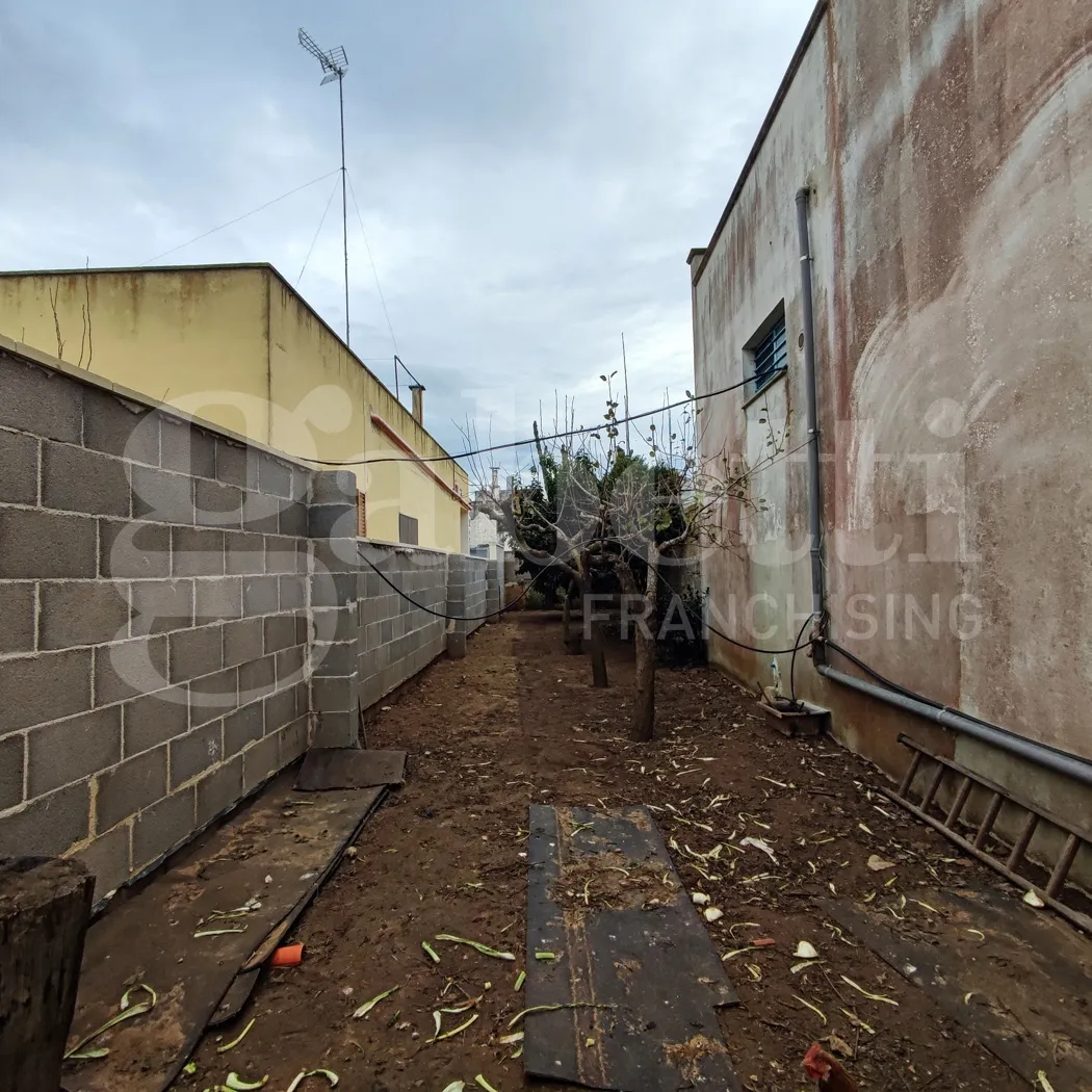 Casa indipendente in vendita a Ugento - foto 5
