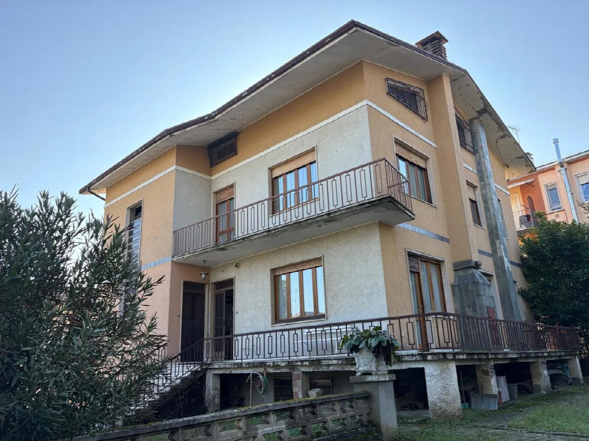 Casa indipendente in vendita a Lugagnano Val d'Arda - foto 1