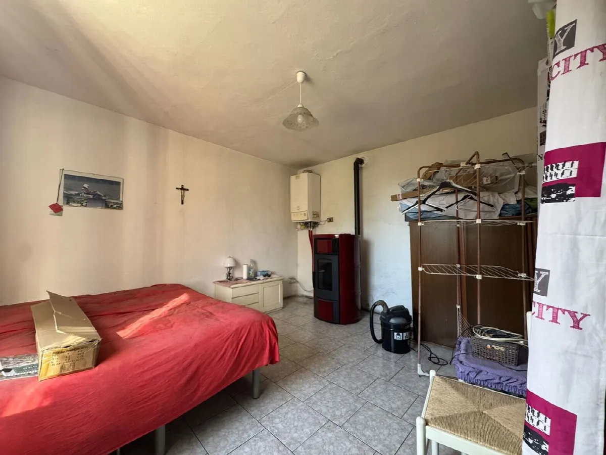 Casa indipendente in vendita a Ziano Piacentino - foto 3