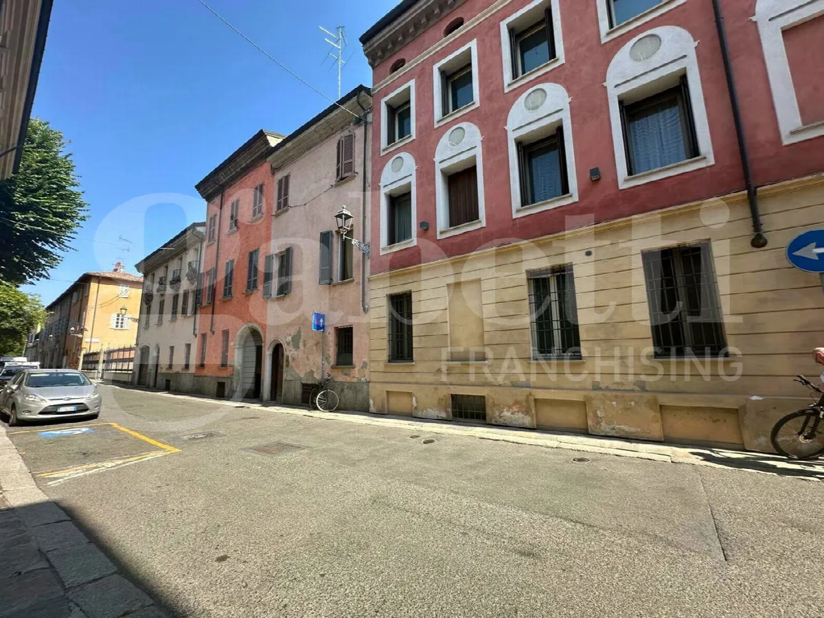 Appartamento in vendita a Piacenza - foto 1