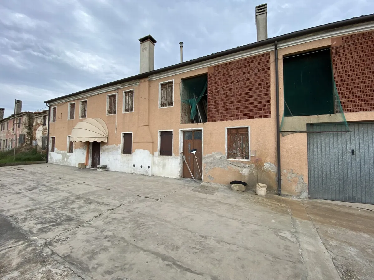 Stabile in vendita a Noventa Vicentina - foto 2