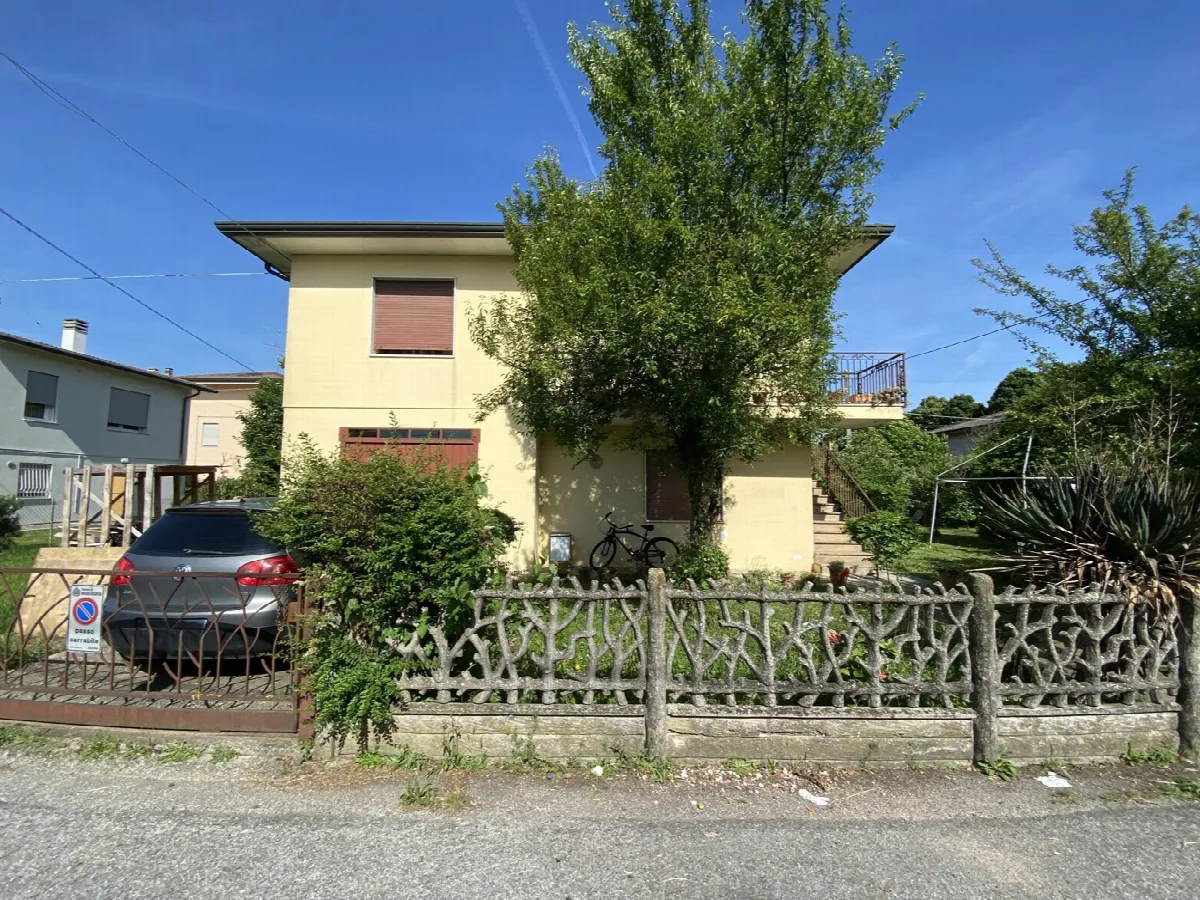 Casa indipendente in vendita a Noventa Vicentina - foto 1