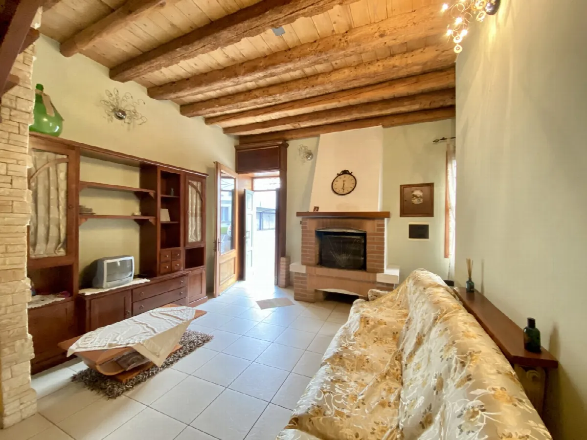 Casa indipendente in vendita a Noventa Vicentina - foto 2