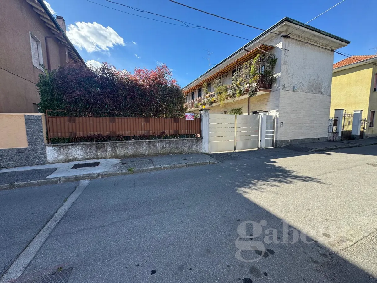 Casa indipendente in vendita a Busto Arsizio - foto 8