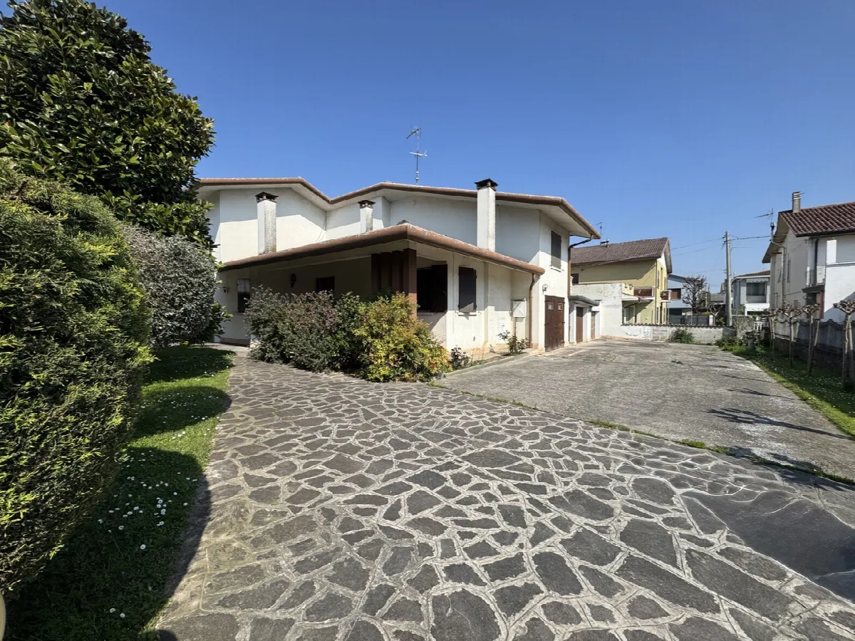Casa bifamiliare in vendita a Montagnana - foto 1