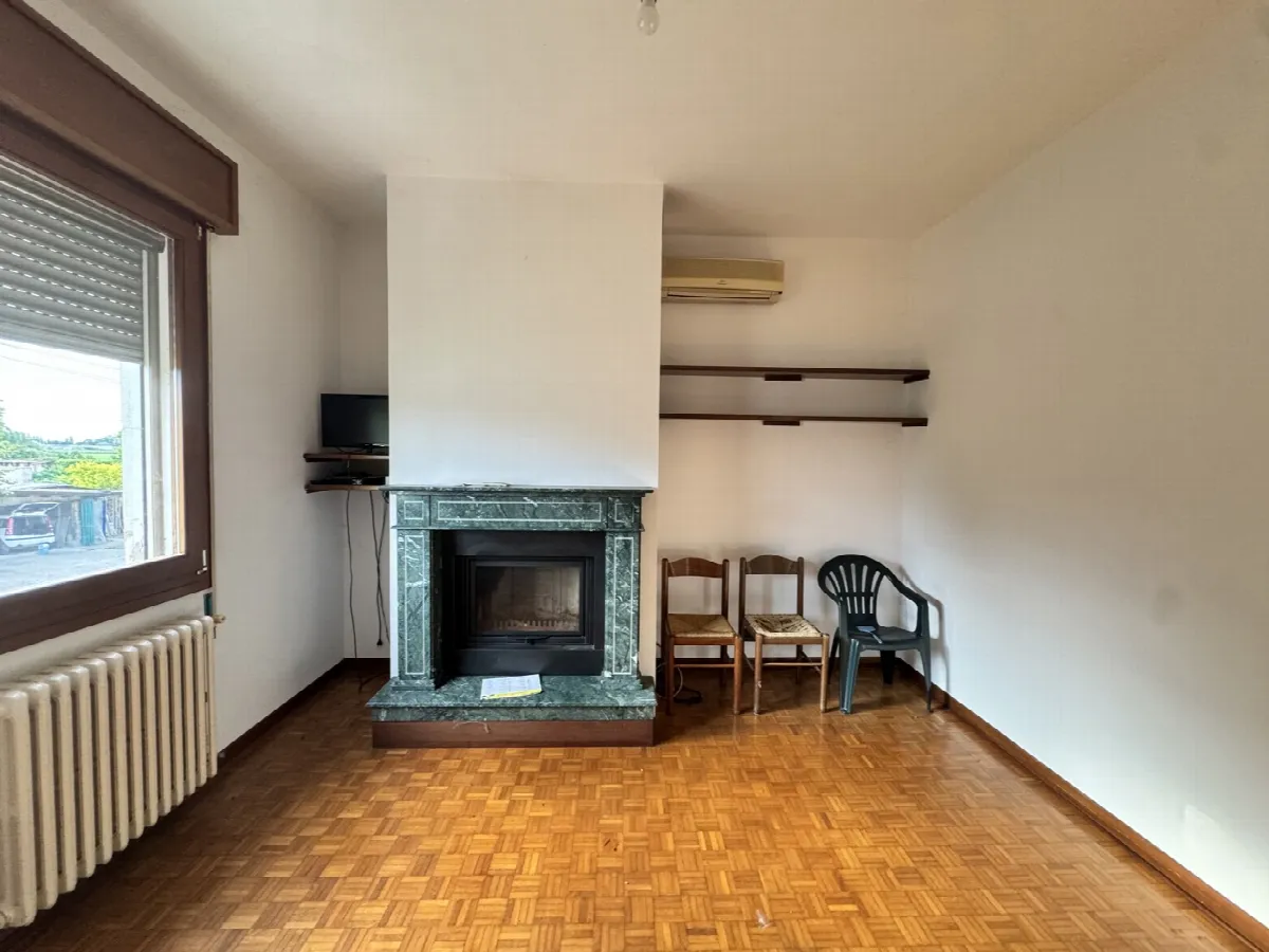 Casa bifamiliare in vendita a Megliadino San Vitale - foto 1