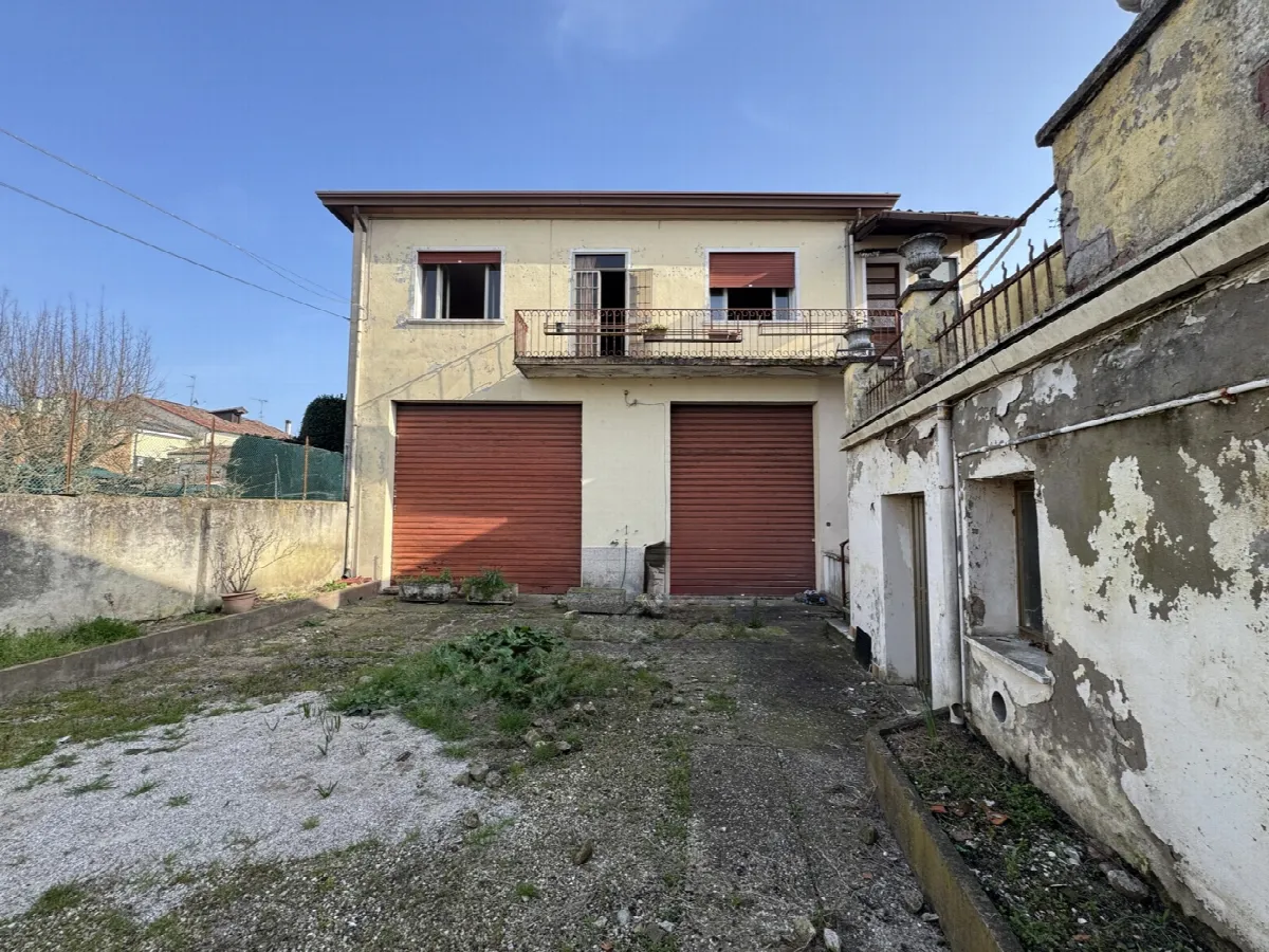 Casa indipendente in vendita a Montagnana - foto 1