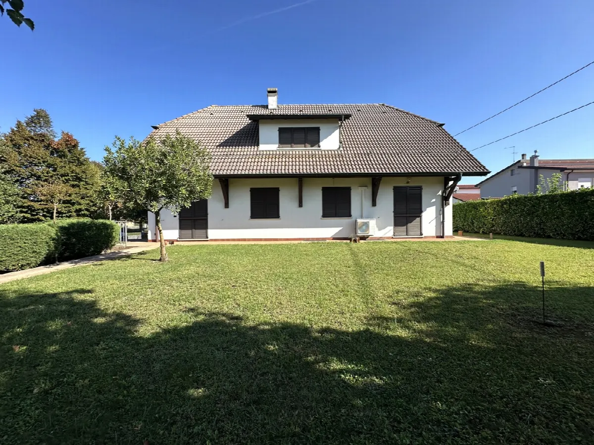 Casa indipendente in vendita a Bevilacqua - foto 1
