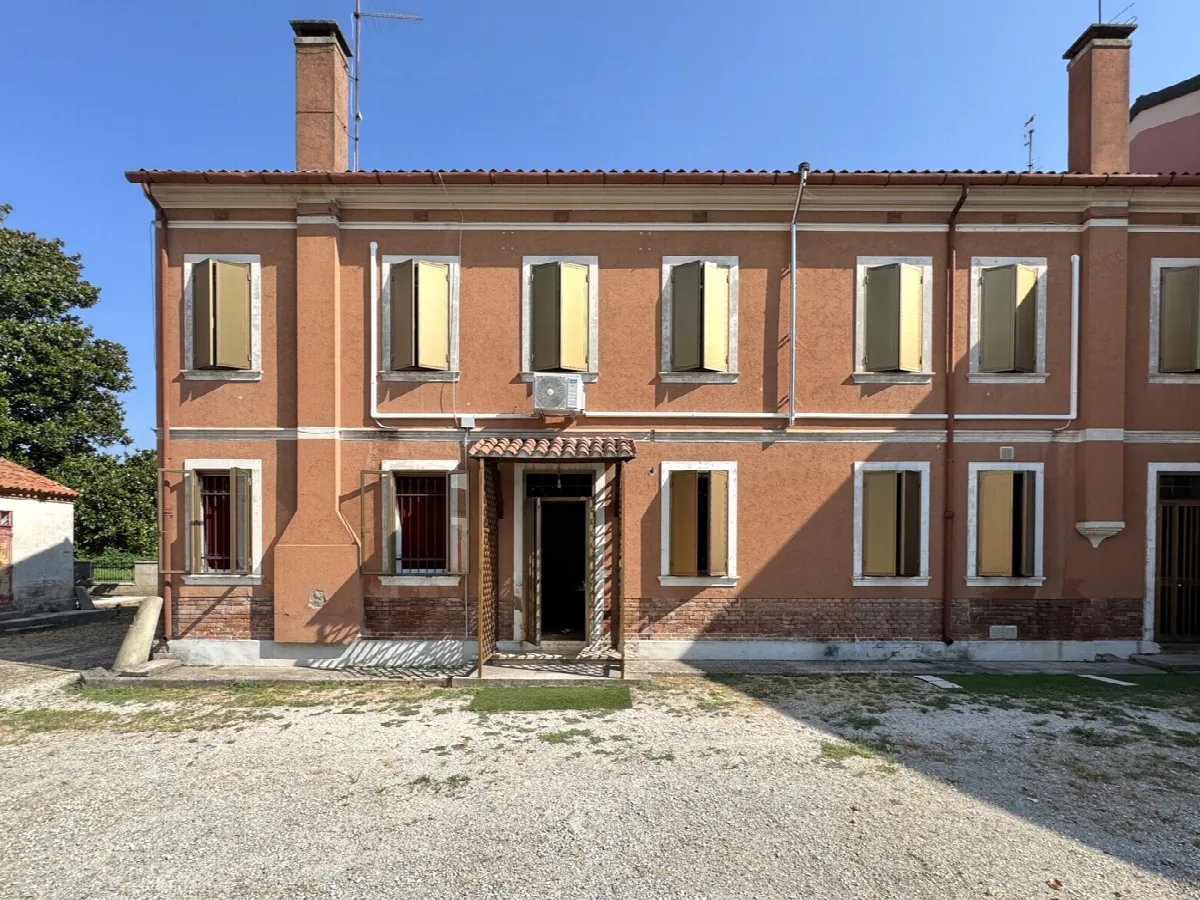 Casa bifamiliare in vendita a Montagnana - foto 1