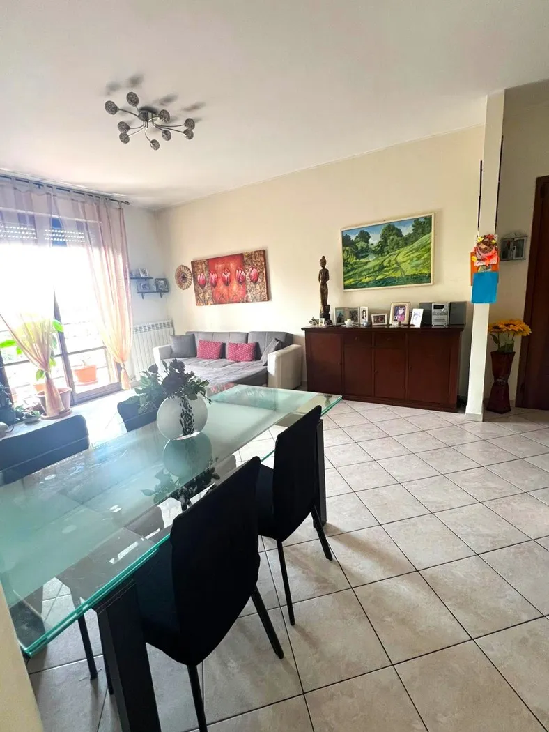 Appartamento in vendita a Gorla Minore - foto 1