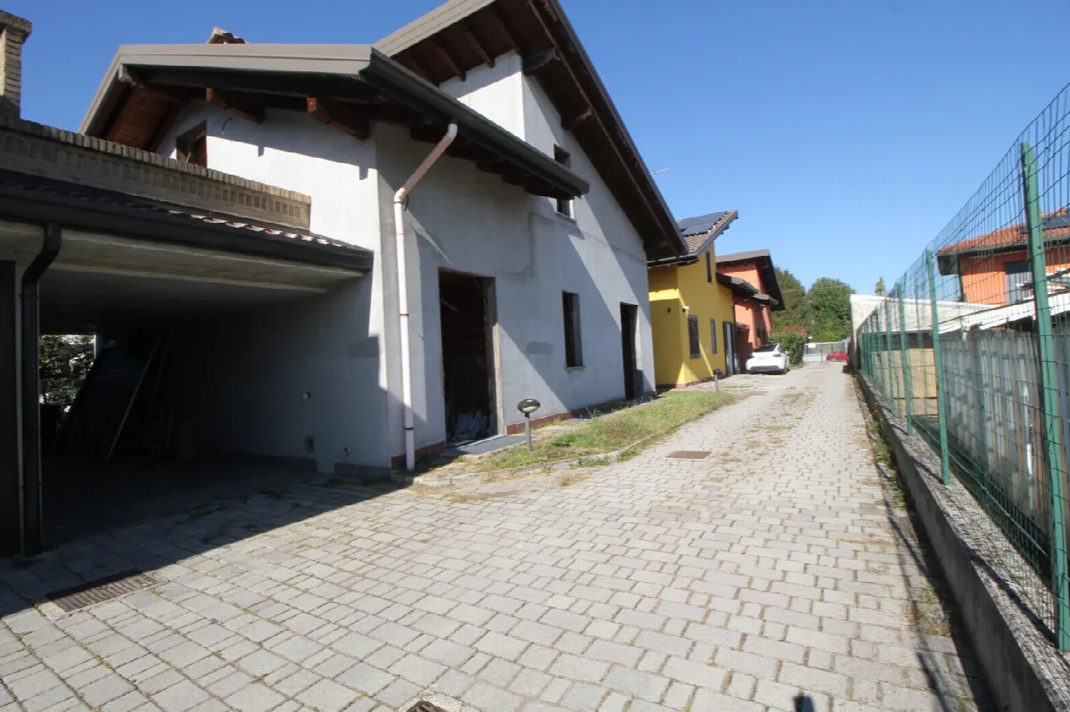 Villetta a schiera in vendita a Fagnano Olona - foto 6
