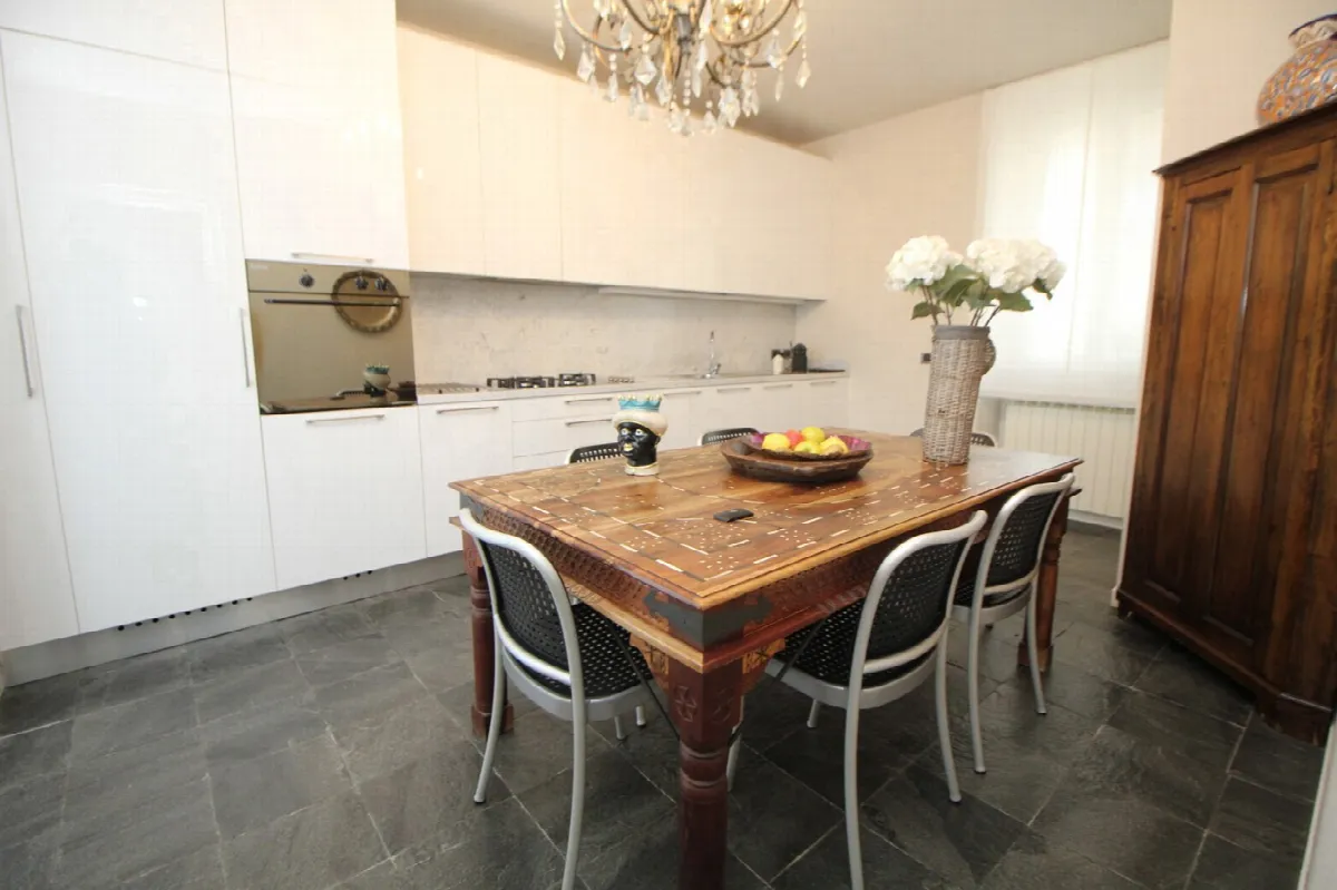 Villa in vendita a Marnate - foto 7