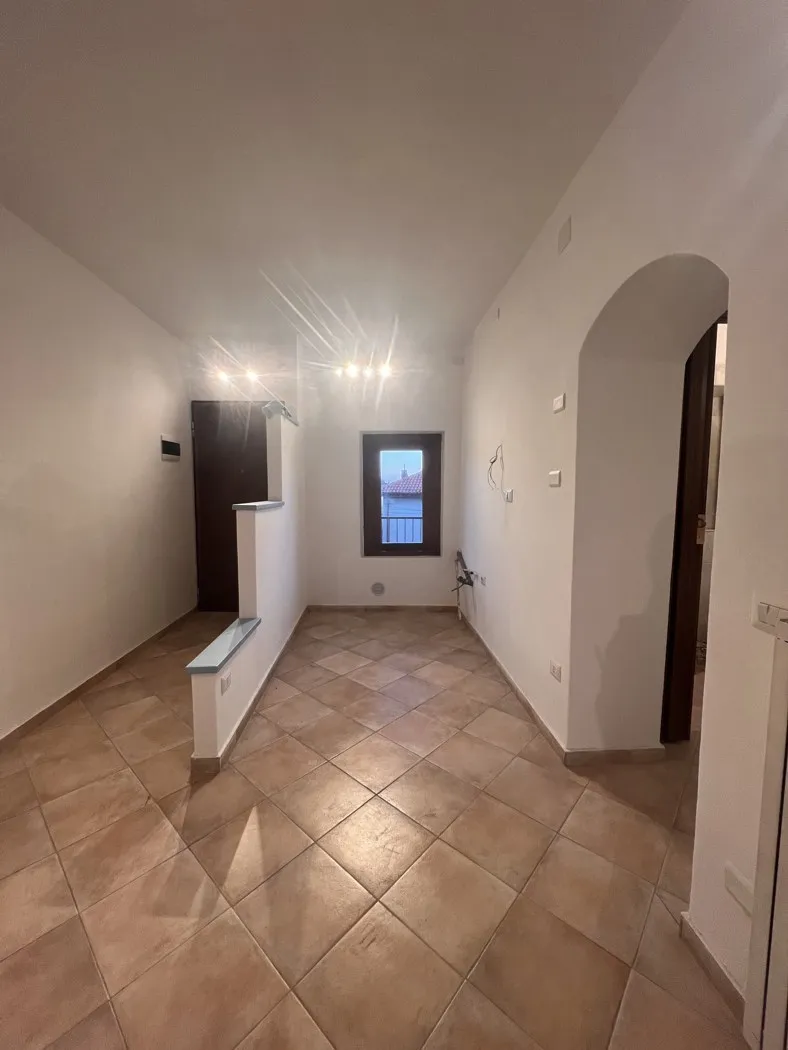 Appartamento in vendita a Gorla Minore - foto 5