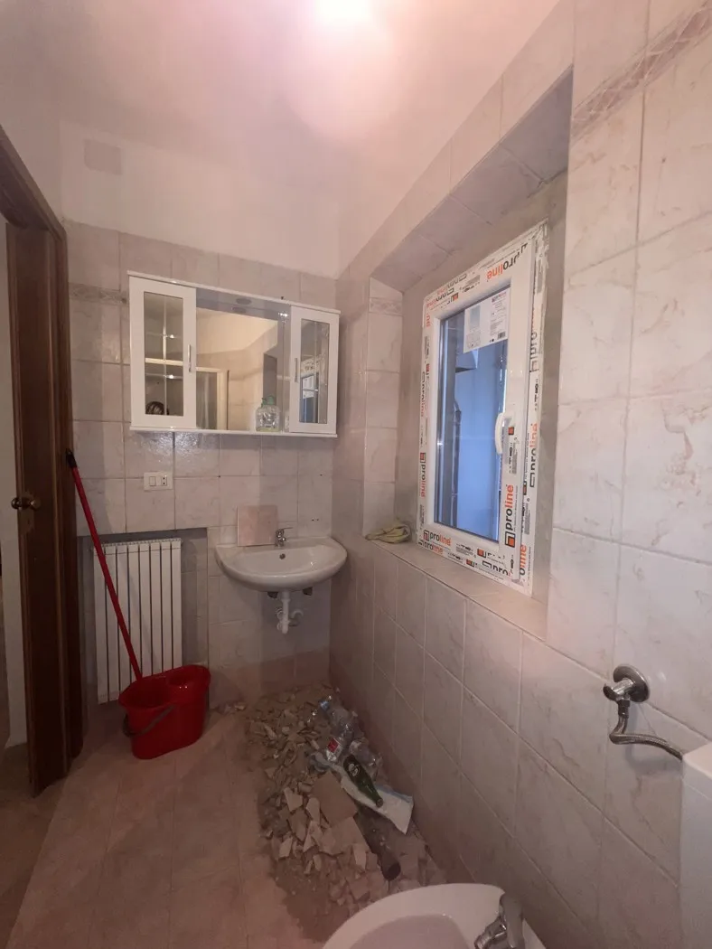 Appartamento in vendita a Gorla Minore - foto 8