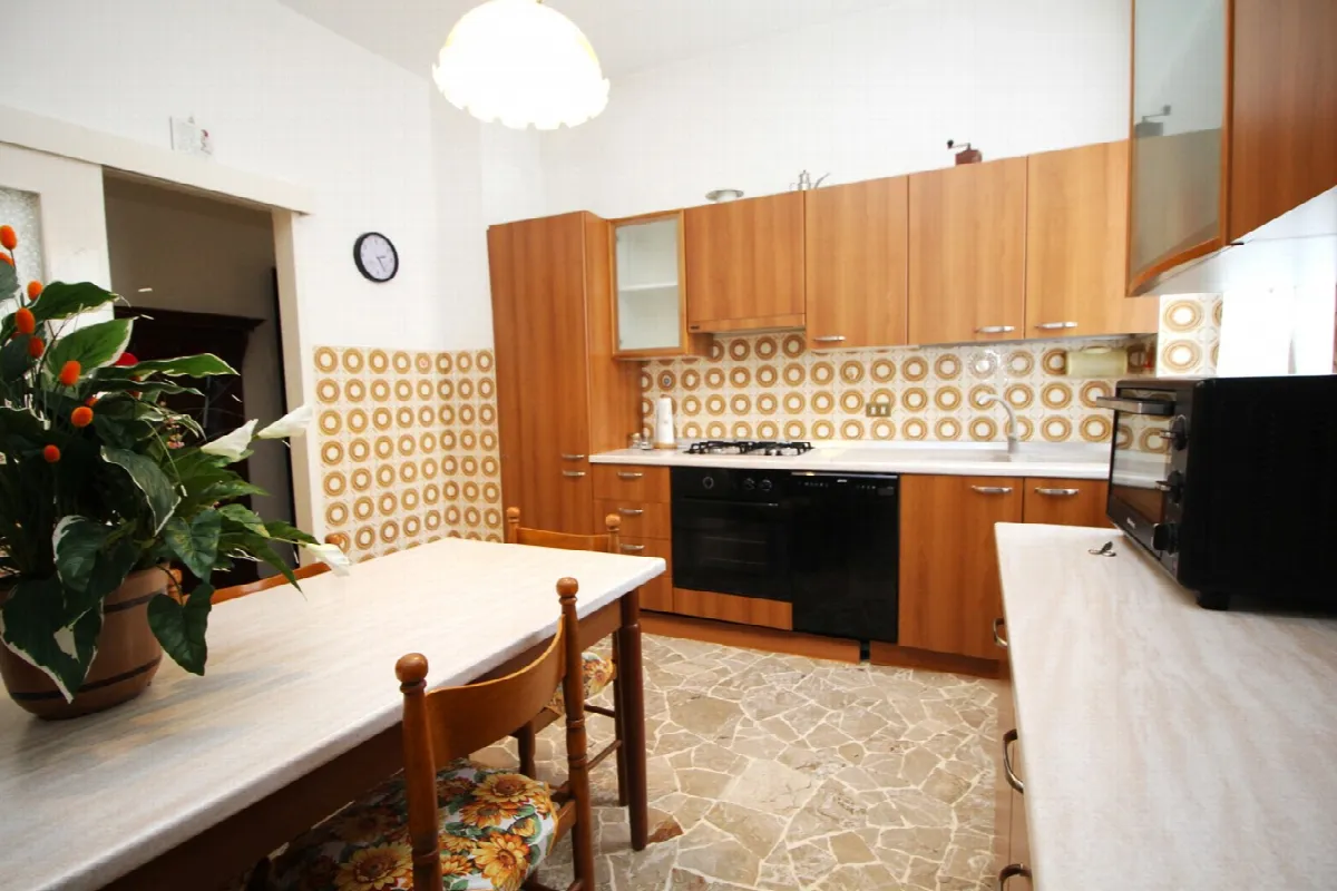 Appartamento in vendita a Gorla Minore - foto 6