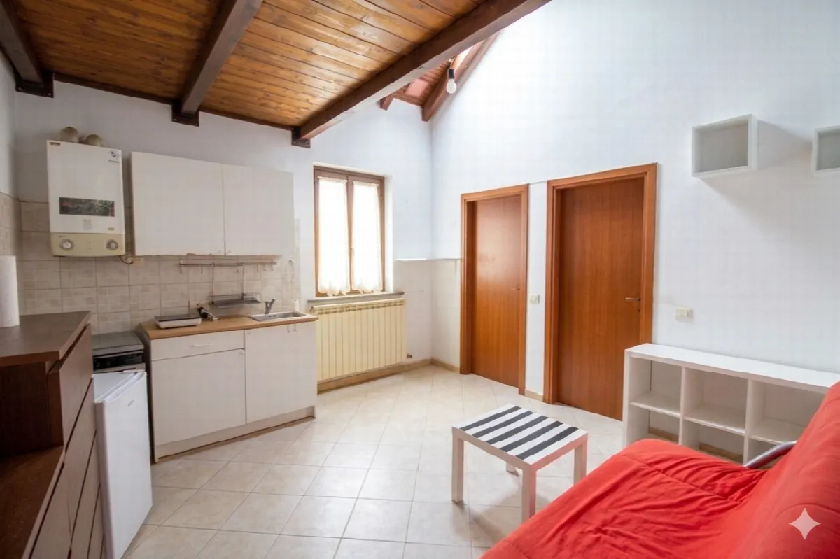 Appartamento in vendita a Gorla Minore - foto 1