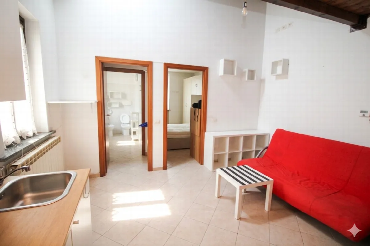 Appartamento in vendita a Gorla Minore - foto 4