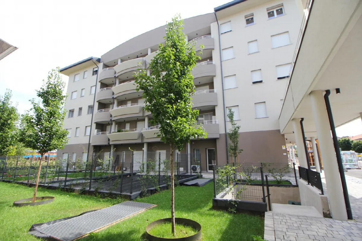 Appartamento in vendita a Gorla Minore - foto 2