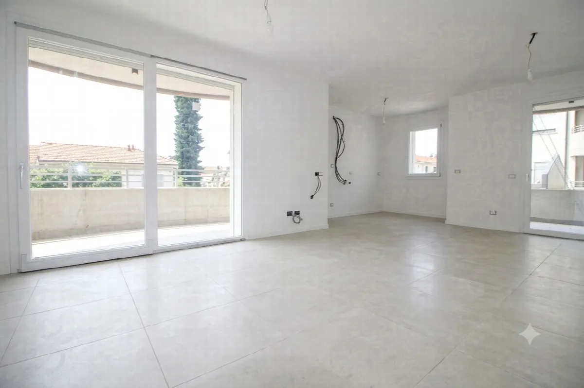 Appartamento in vendita a Gorla Minore - foto 7