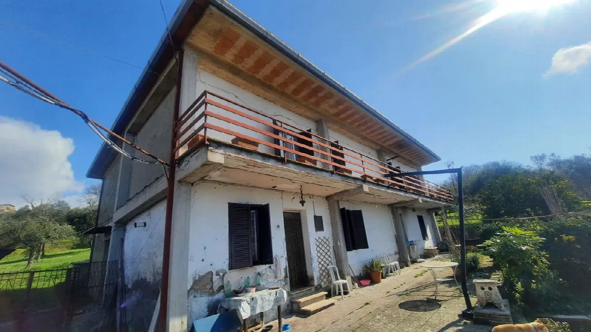 Casa indipendente in vendita a Veroli - foto 2