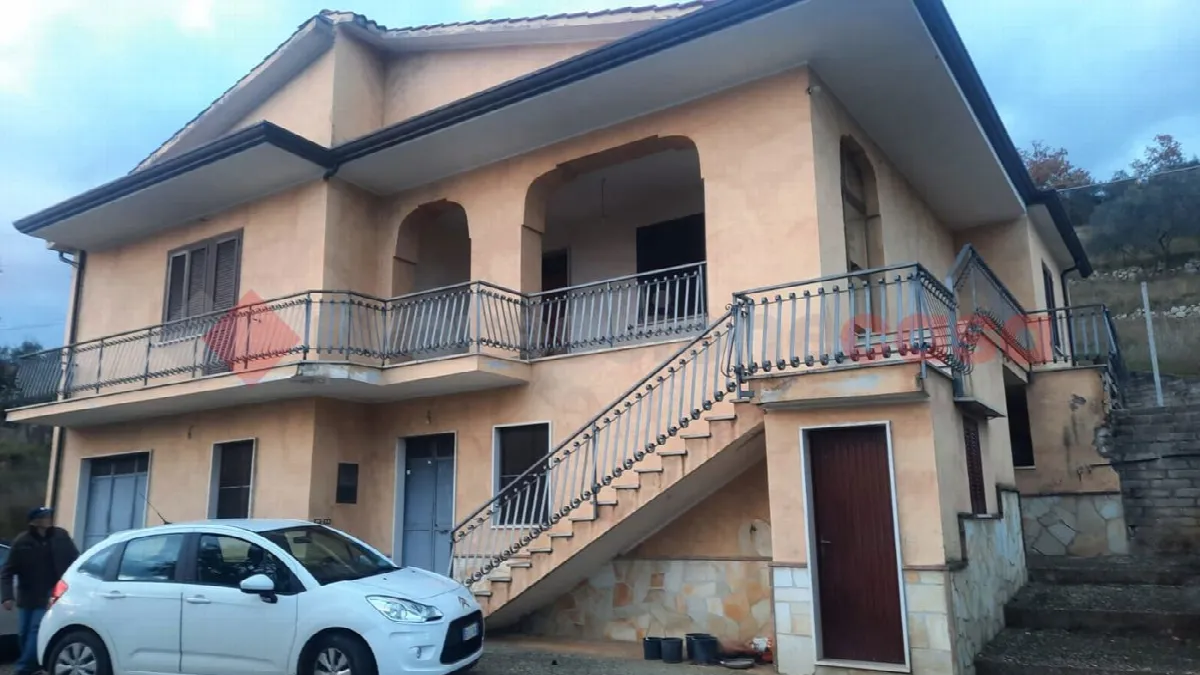 Casa indipendente in vendita a Veroli - foto 4