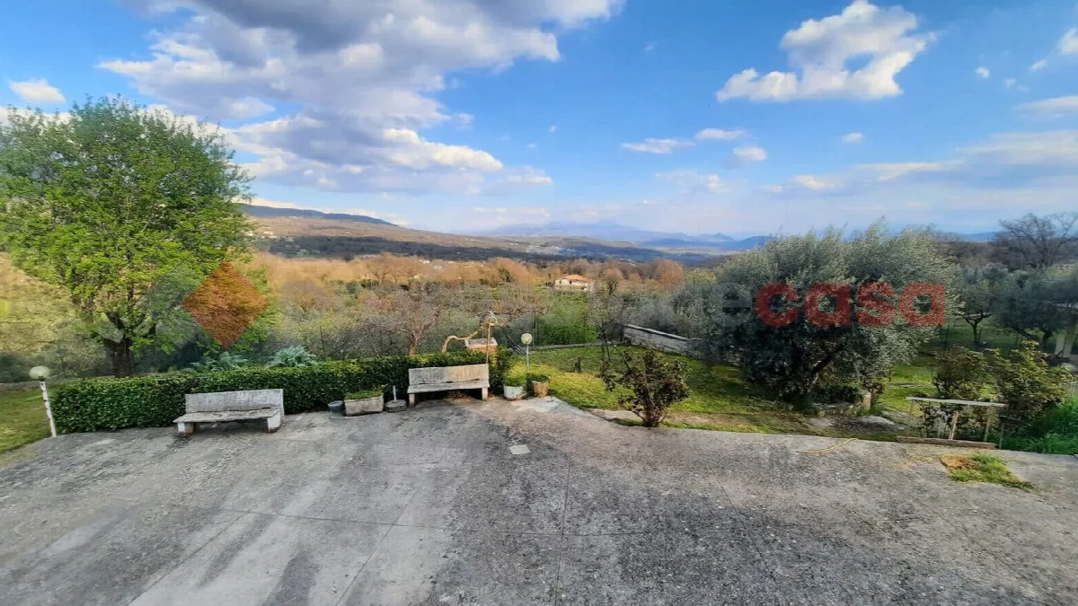 Casa indipendente in vendita a Veroli - foto 2