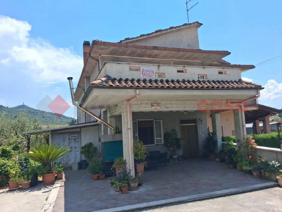 Casa indipendente in vendita a Veroli - foto 6