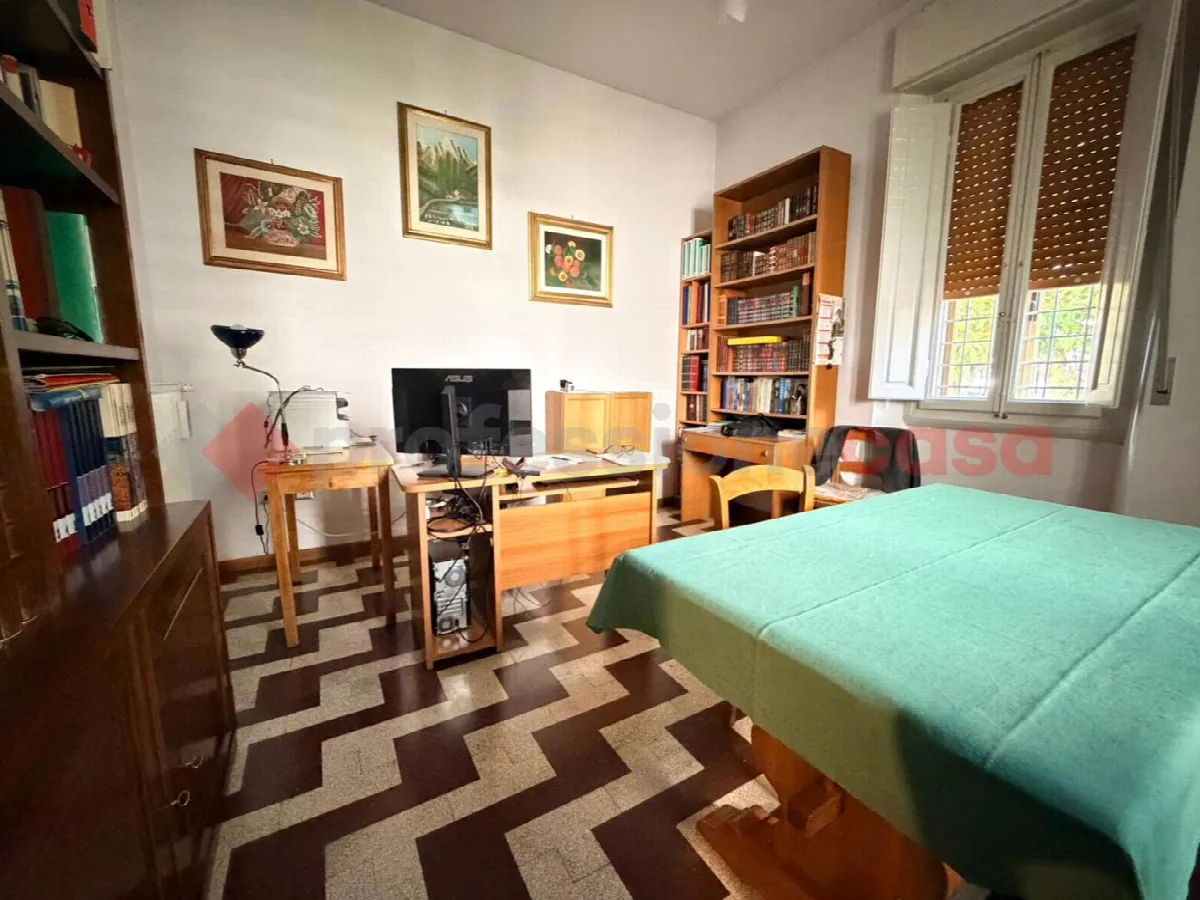 Casa indipendente in vendita a Prato - foto 7