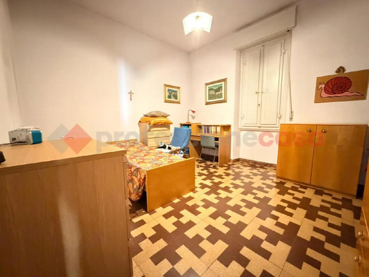 Casa indipendente in vendita a Prato - foto 3