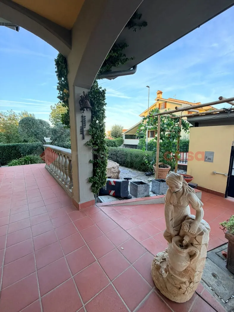 Villa in vendita a Poggio a Caiano - foto 1