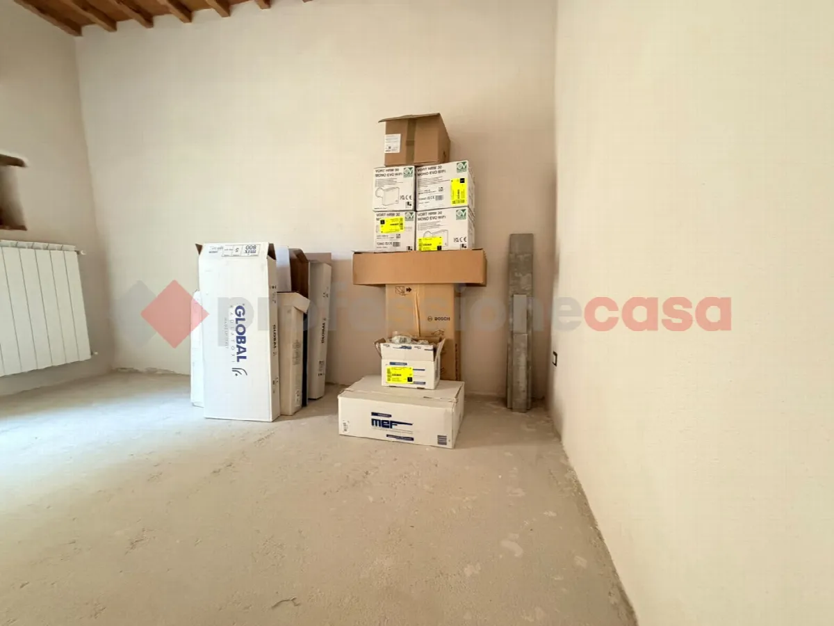 Casa indipendente in vendita a Carmignano - foto 9