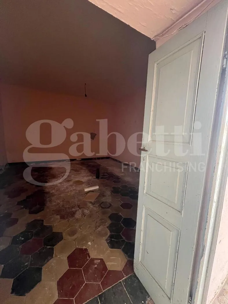 Casa indipendente in vendita a Oristano - foto 9