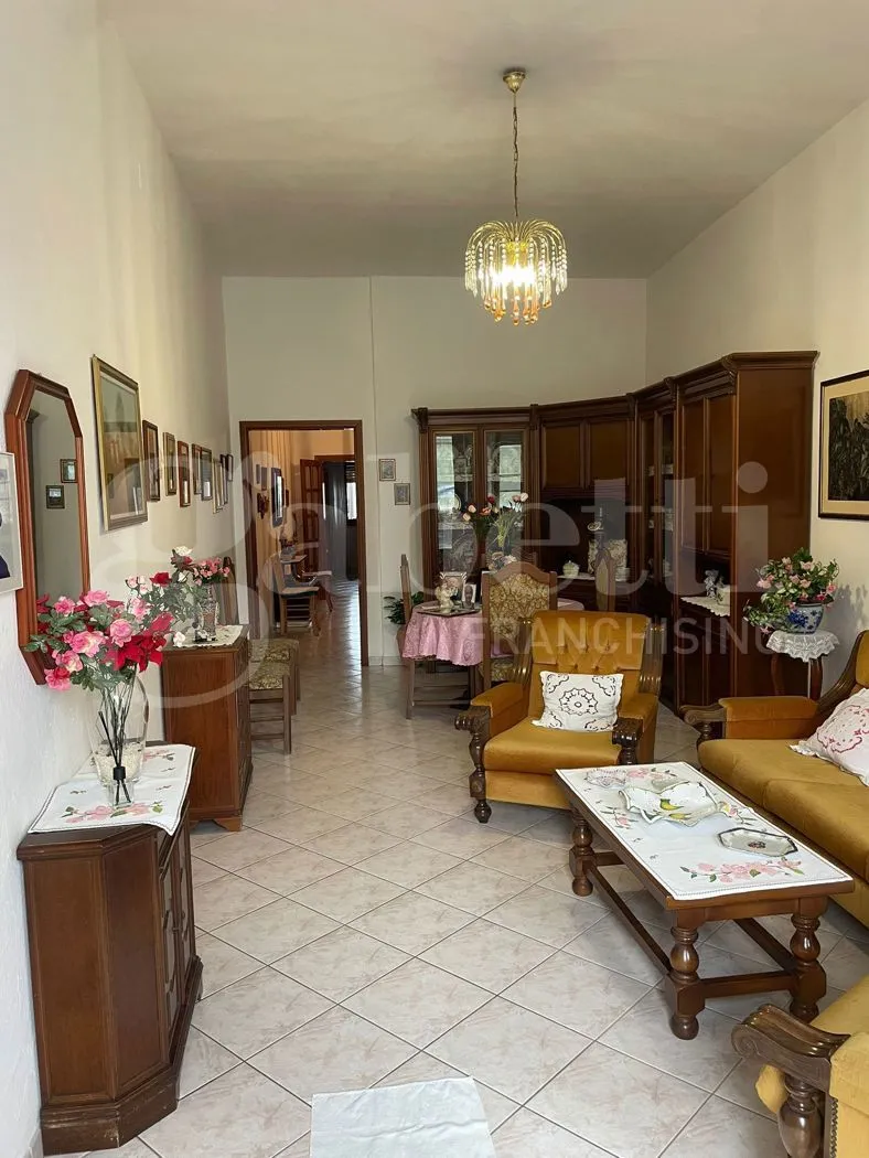 Casa indipendente in vendita a Santa Giusta - foto 2