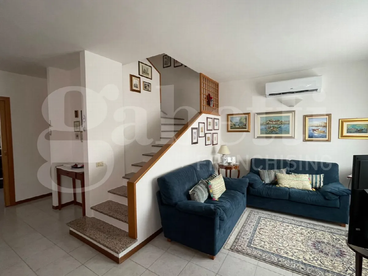 Casa indipendente in vendita a Oristano - foto 4
