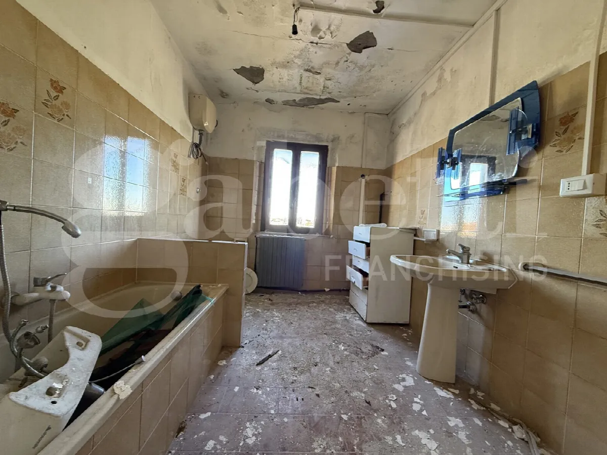 Casa indipendente in vendita a Pontedera - foto 8