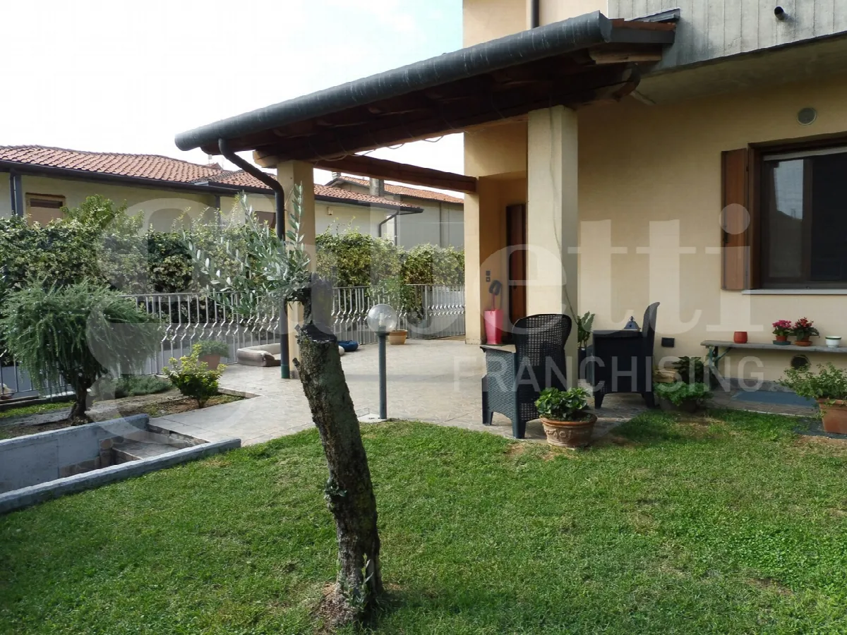 Casa bifamiliare in vendita a Bassano del Grappa - foto 3