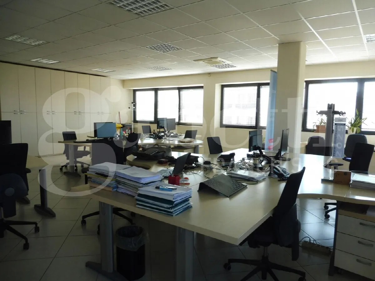 Ufficio in vendita a Bassano del Grappa - foto 2