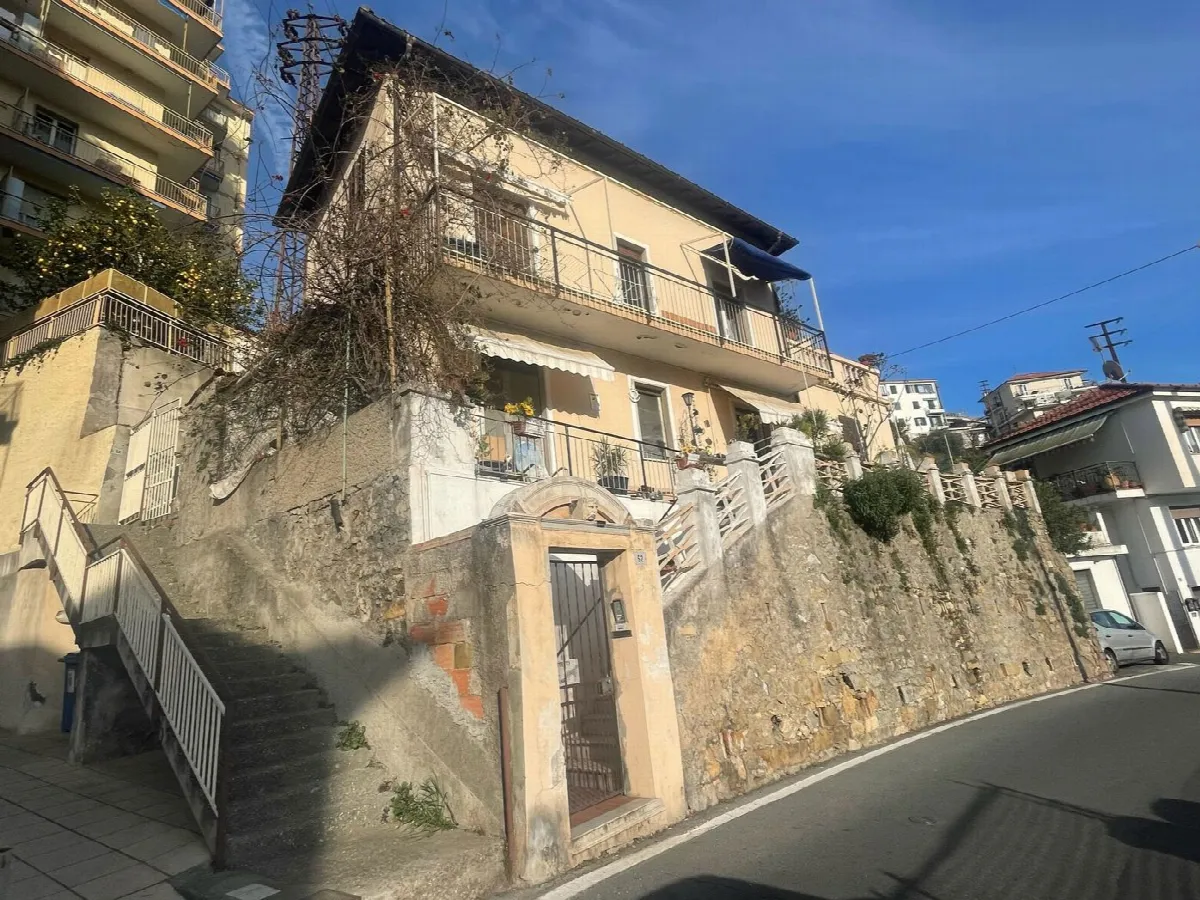 Casa indipendente in vendita a Sanremo - foto 3
