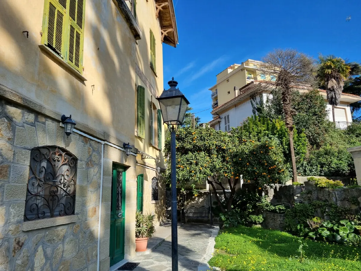 Casa indipendente in vendita a Sanremo - foto 1