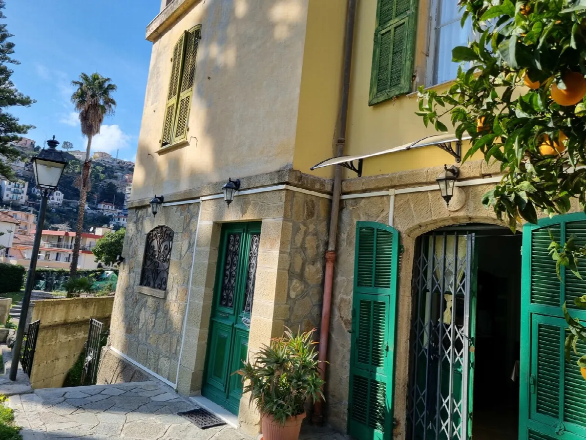 Casa indipendente in vendita a Sanremo - foto 2