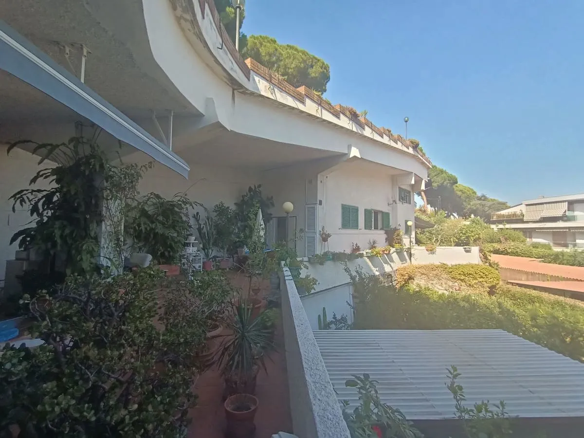 Casa indipendente in vendita a Sanremo - foto 1