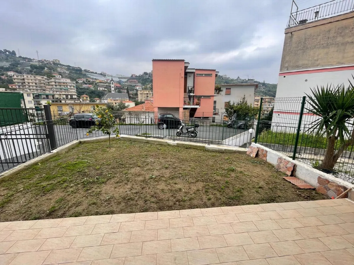 Casa bifamiliare in vendita a Sanremo - foto 2