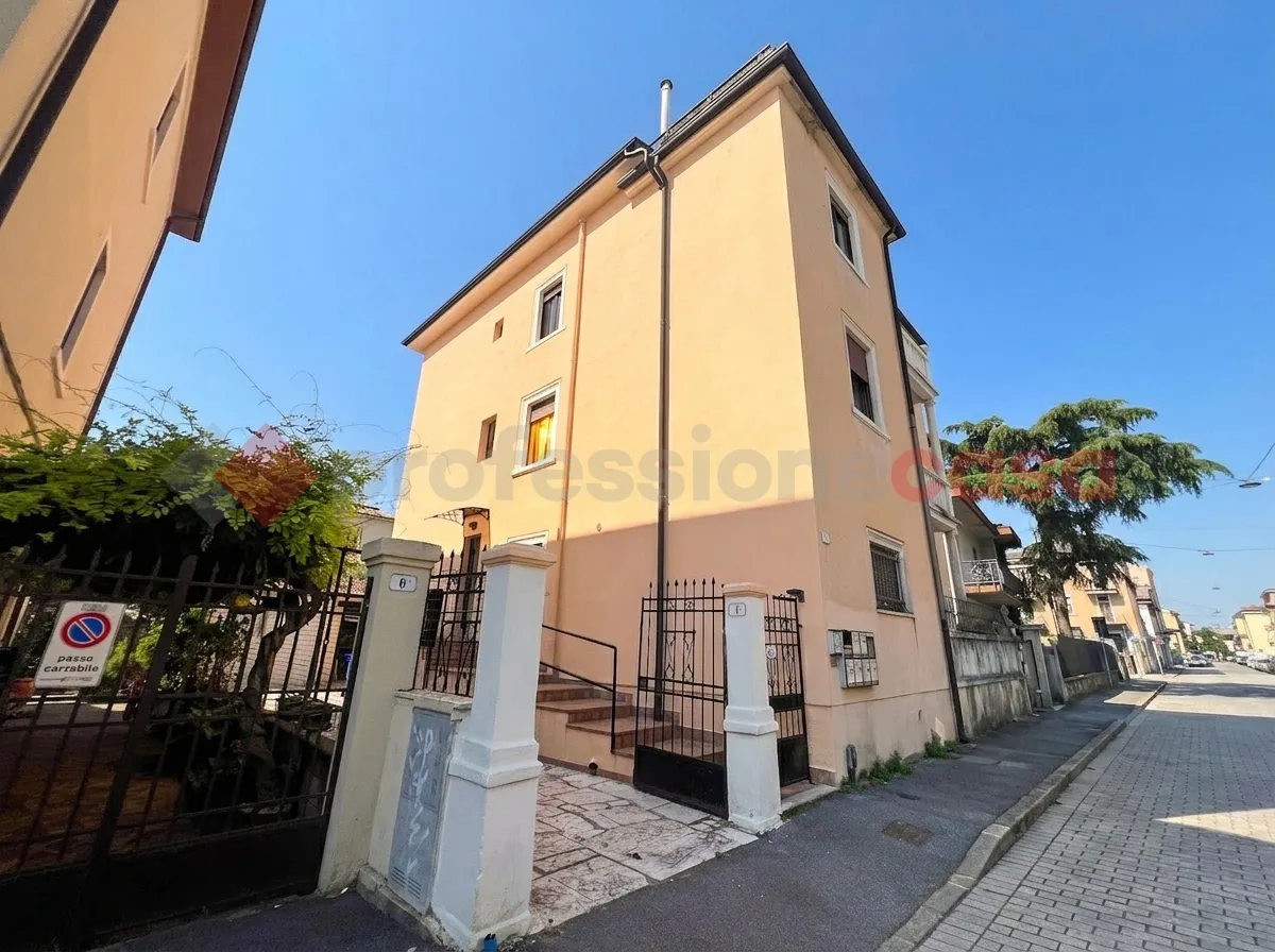 Appartamento in vendita a Verona - foto 1