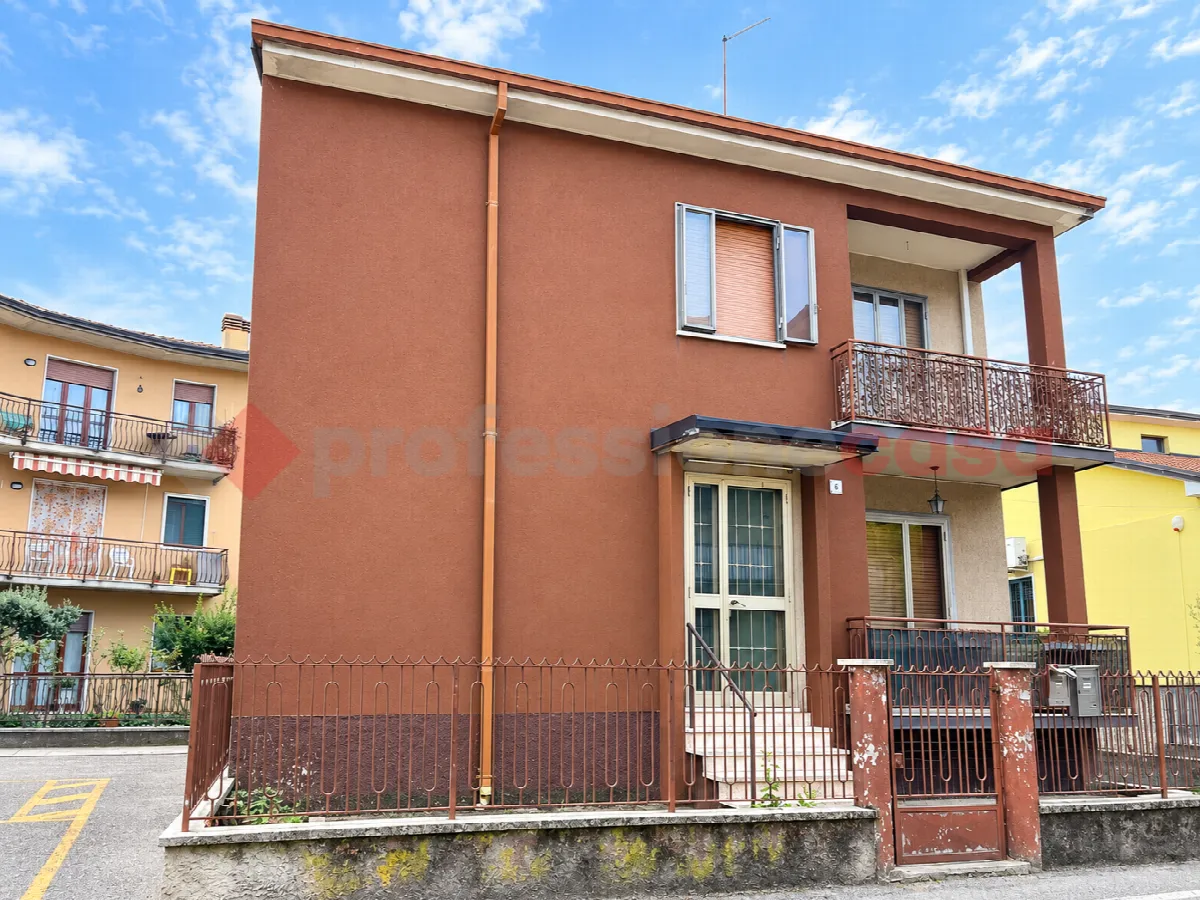 Casa indipendente in vendita a San Martino Buon Albergo - foto 2