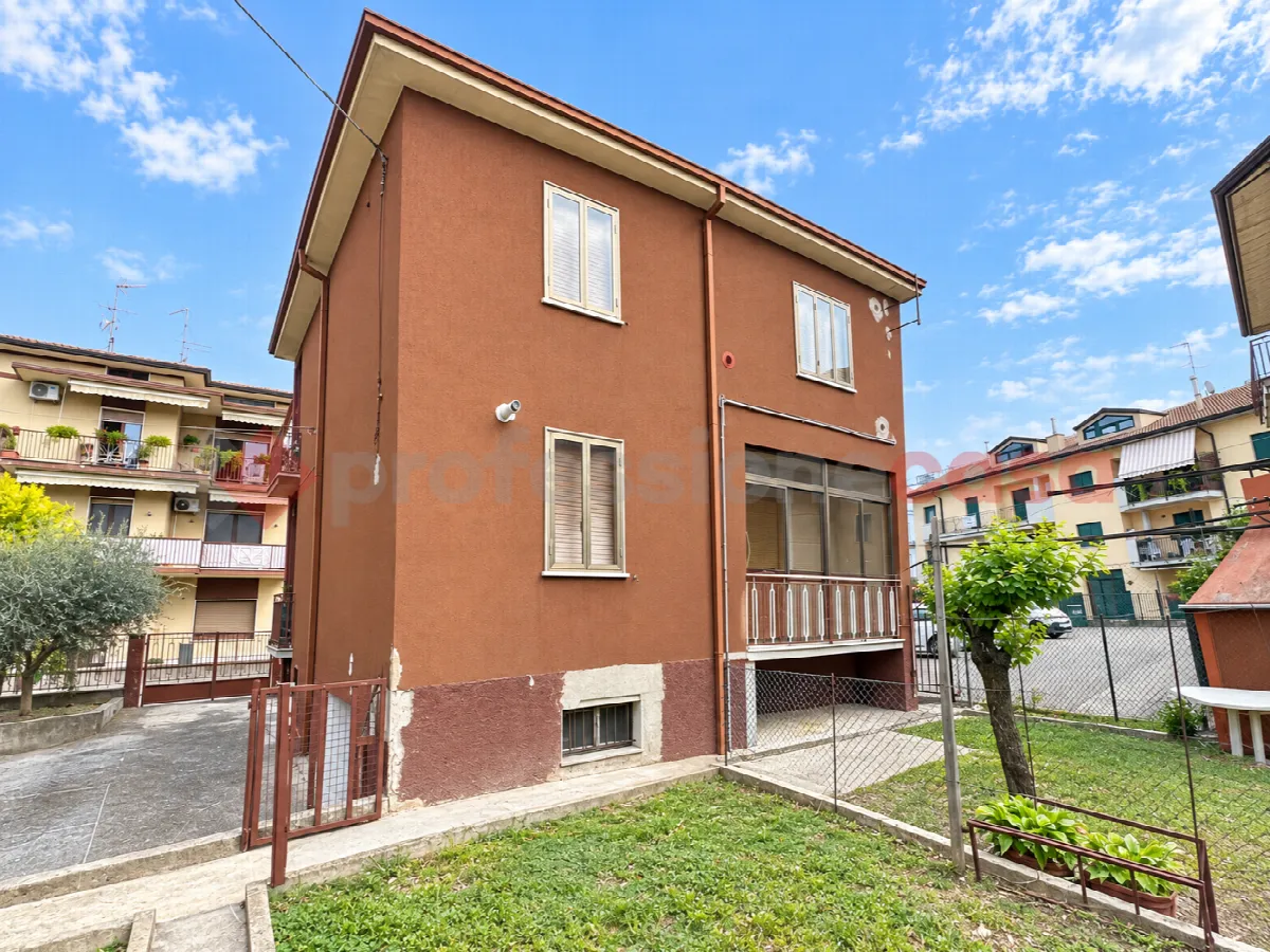 Casa indipendente in vendita a San Martino Buon Albergo - foto 3