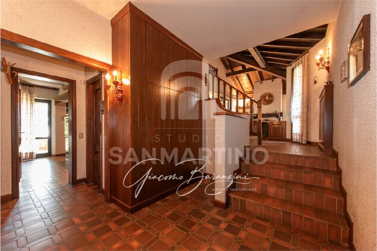 Villa in vendita a Barasso - foto 6