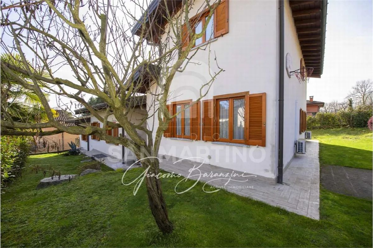Villa in vendita a Travedona-Monate - foto 3