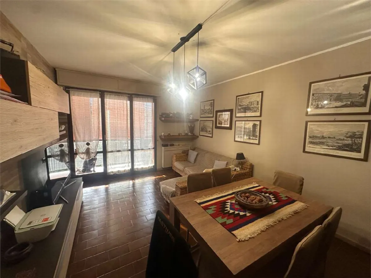 Appartamento in vendita a Erba - foto 1